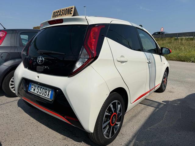 TOYOTA Aygo 1.0 VVT-i 72 CV 5 porte x-wave orange
