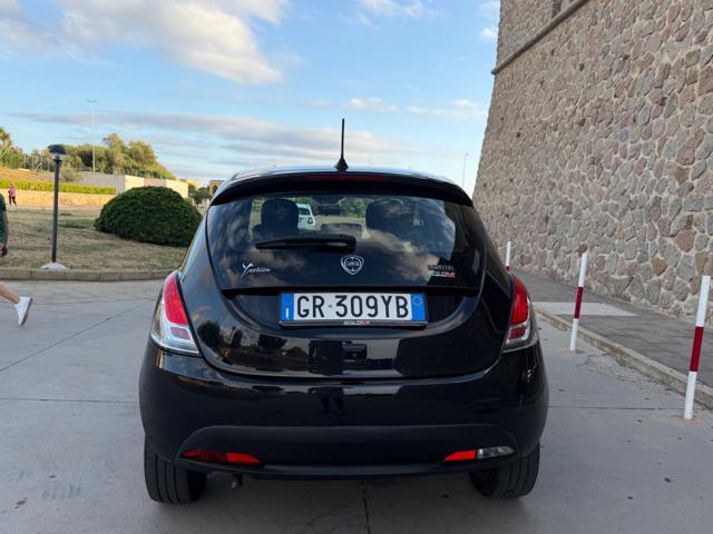 LANCIA Ypsilon GOLD+RETROCAMERA+NAVI CARPLAY+LED