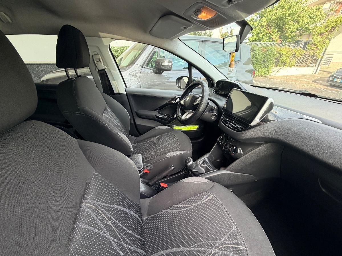 PEUGEOT 208 1.4 HDi 68 CV 5p. Active