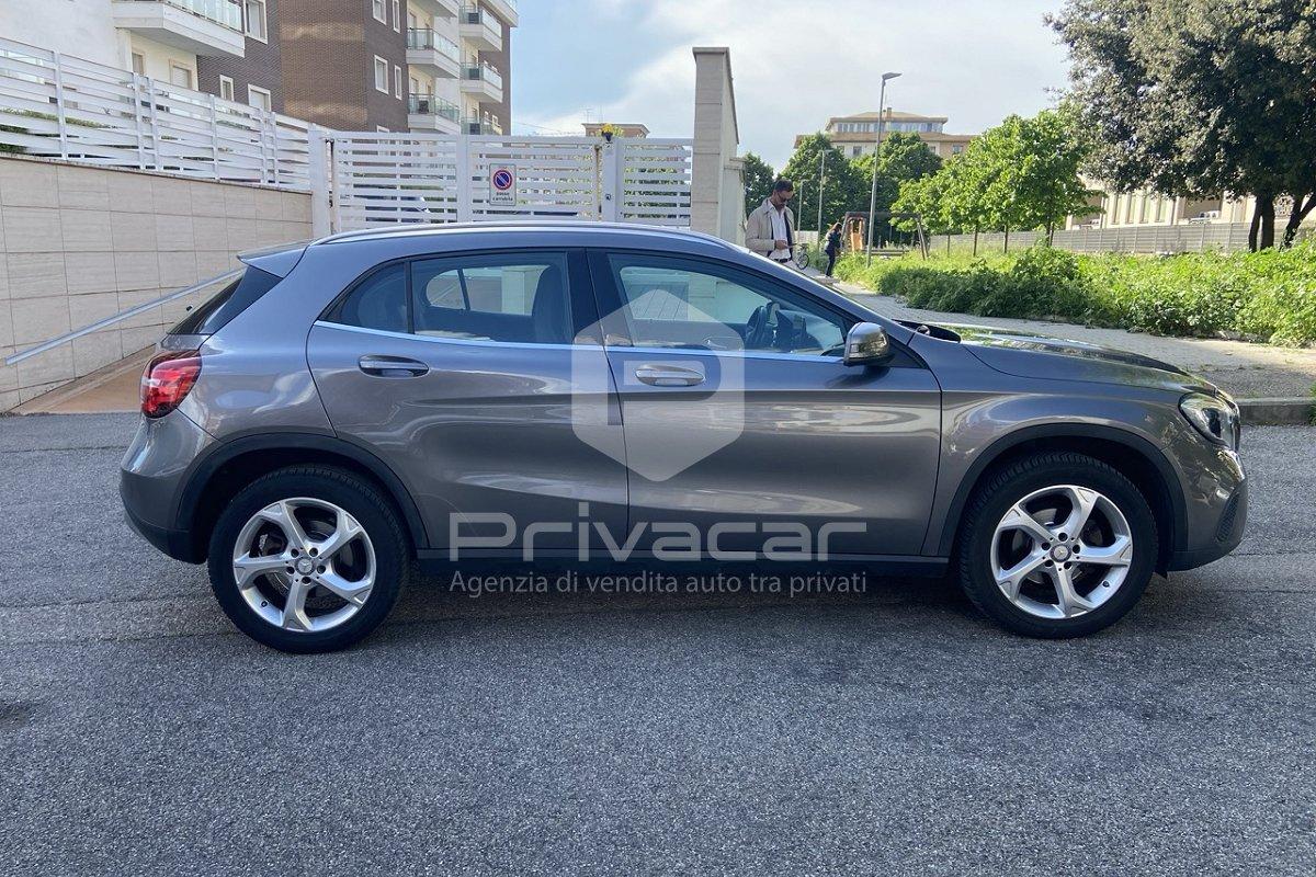 MERCEDES GLA 180 d Automatic Sport