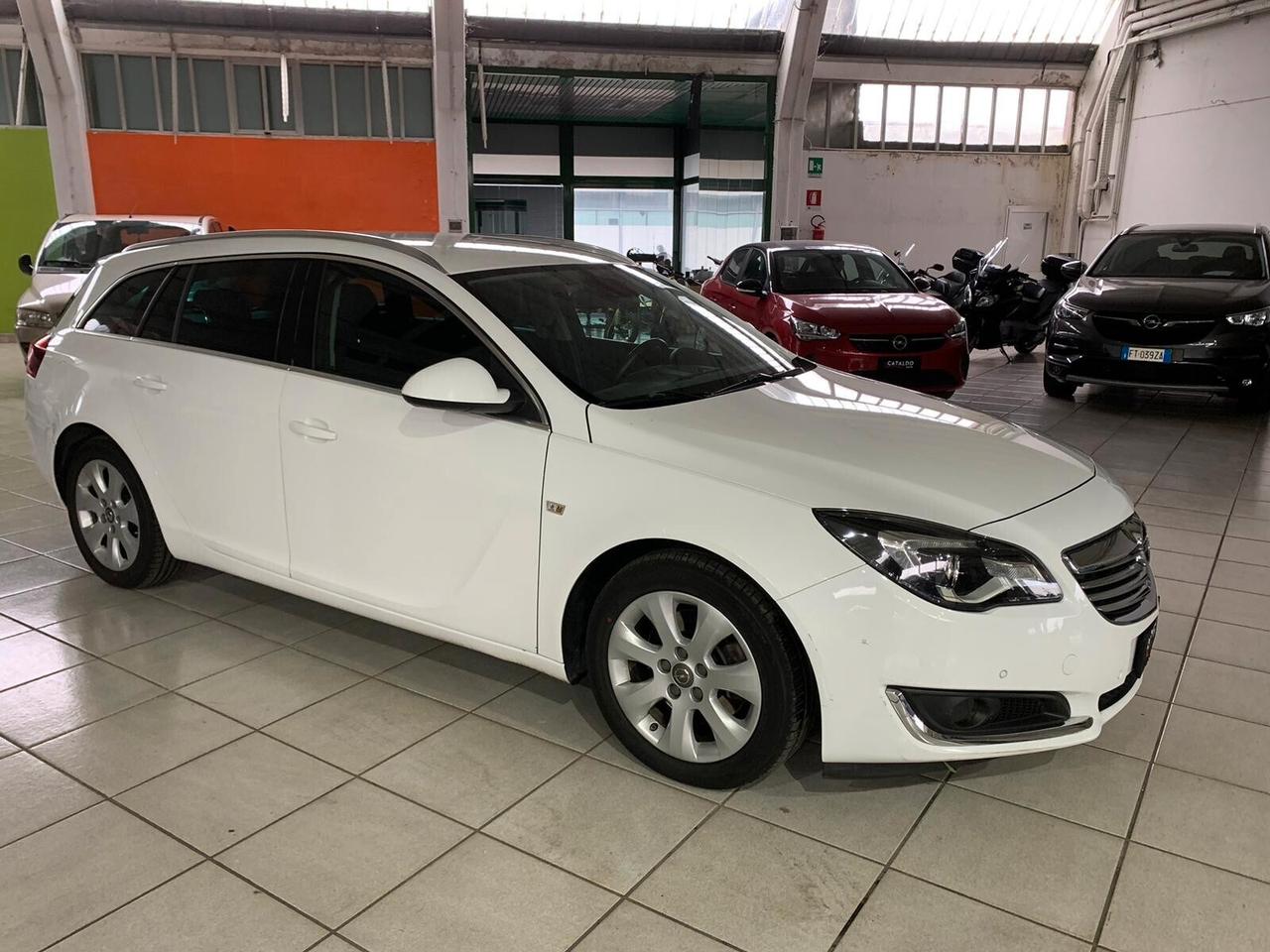 Opel Insignia 2.0 CDTI 140CV Ecopower 104gr. Sports Tourer Cosmo Business