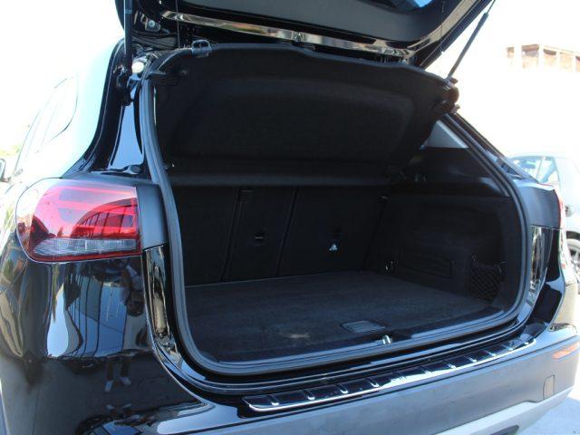 MERCEDES-BENZ GLA 200 d Automatic Business