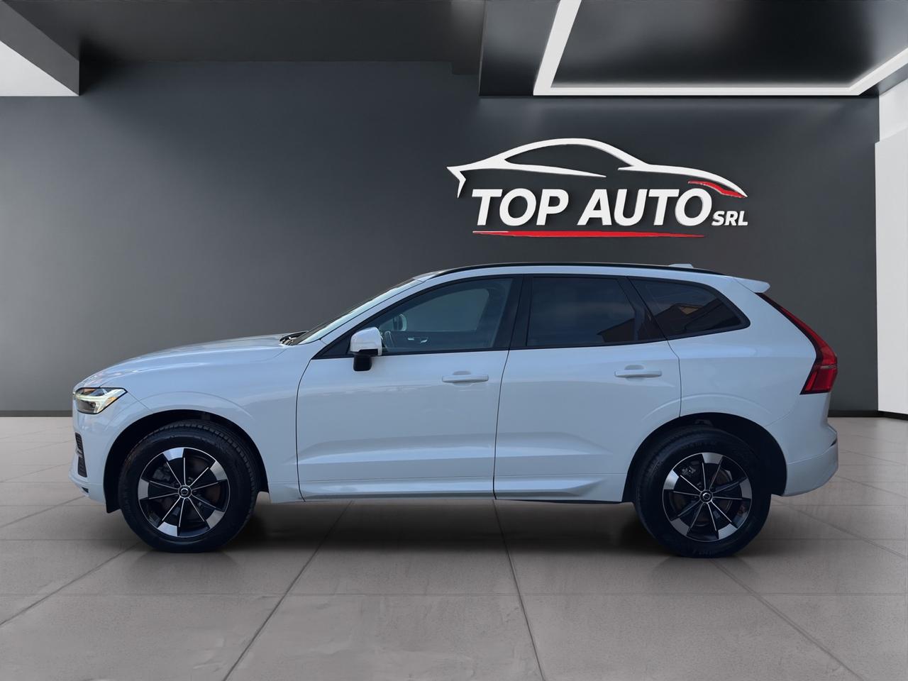VOLVO XC60 B4 AWD MILD HYBRID MOMENTUM - 2021