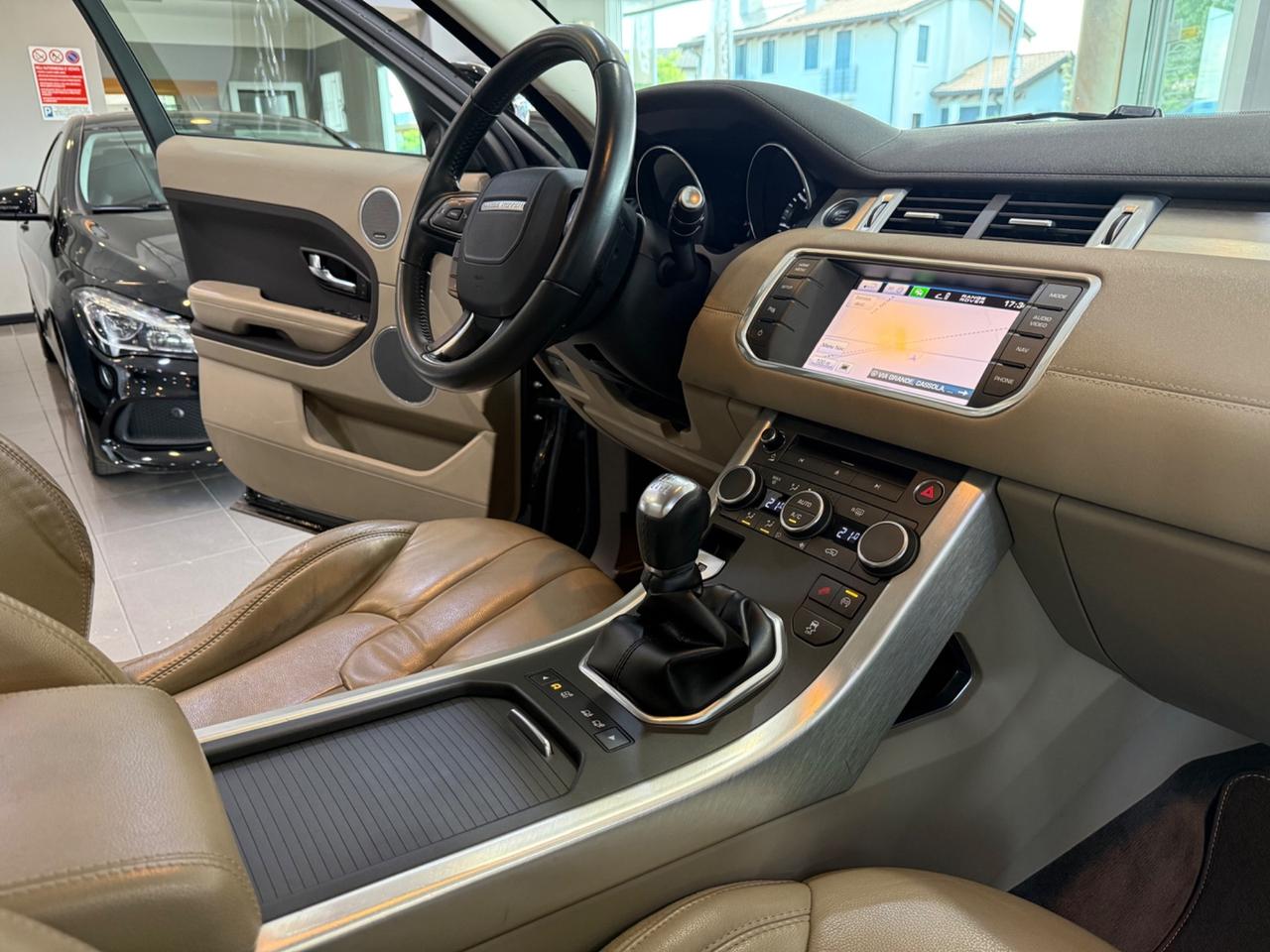 Land Rover Range Evoque 2.2 TD4 5p. Pure Tech Pack