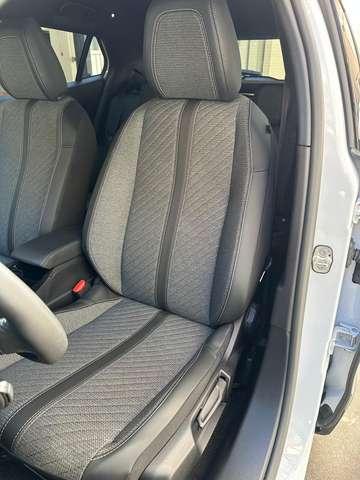 Peugeot 2008 1.2 100cv Allure+ Key Less+ Navi + Camera Ant&Post
