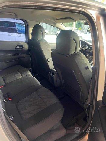 PEUGEOT 3008 2.0 HDi 150CV Business