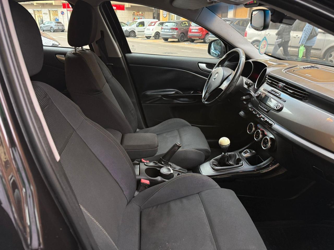 Alfa Romeo Giulietta 1.6 JTDm 105 CV