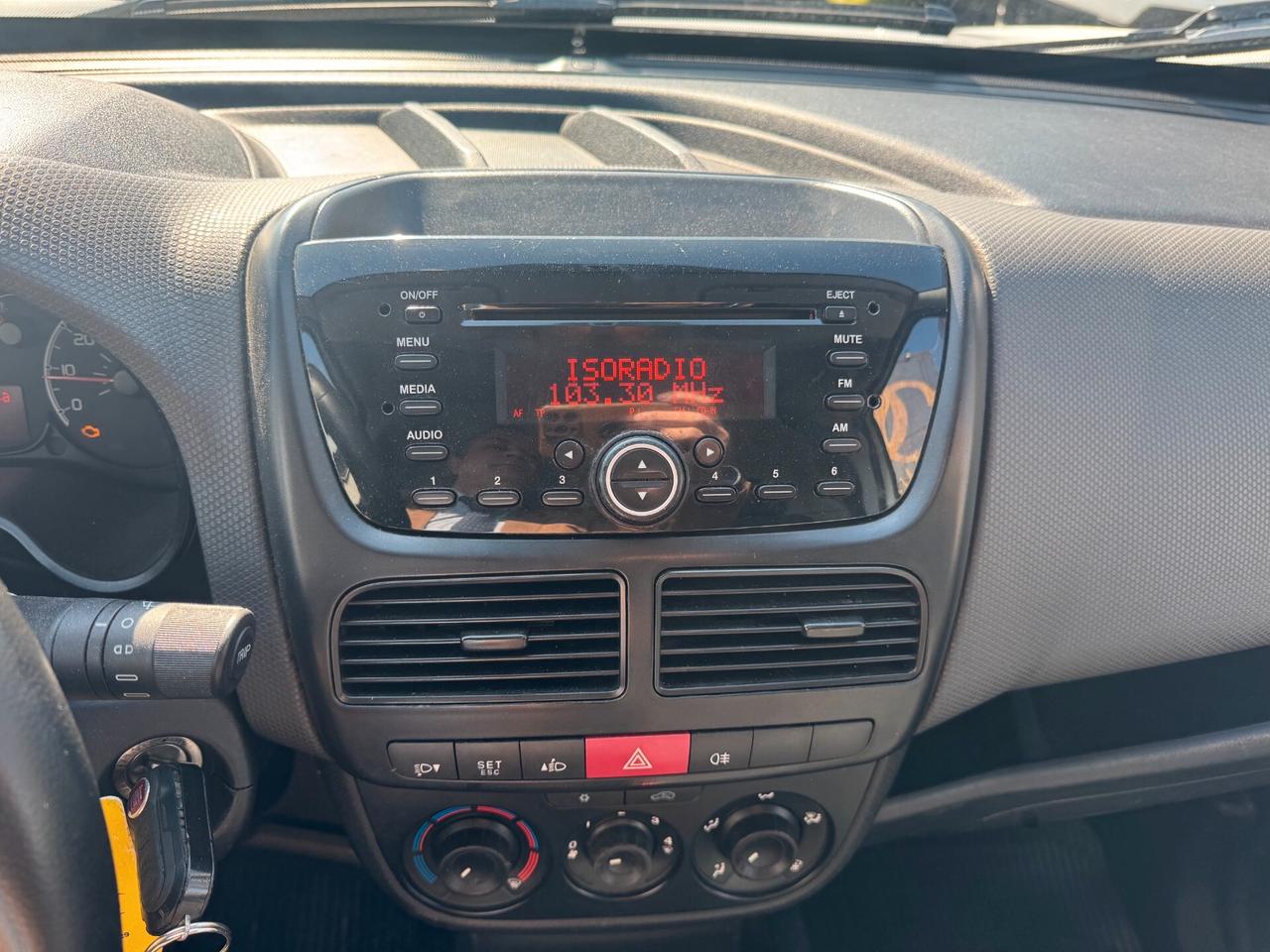 Fiat Doblò Cargo Furg. Lastrato L1H2 1.6 M-Jet 105cv FRIGO