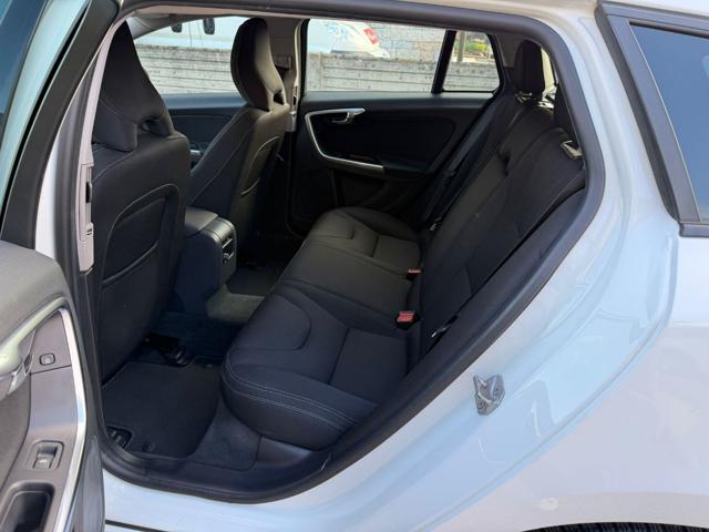 VOLVO V60 D2 1.6 Powershift AUTOMATICA