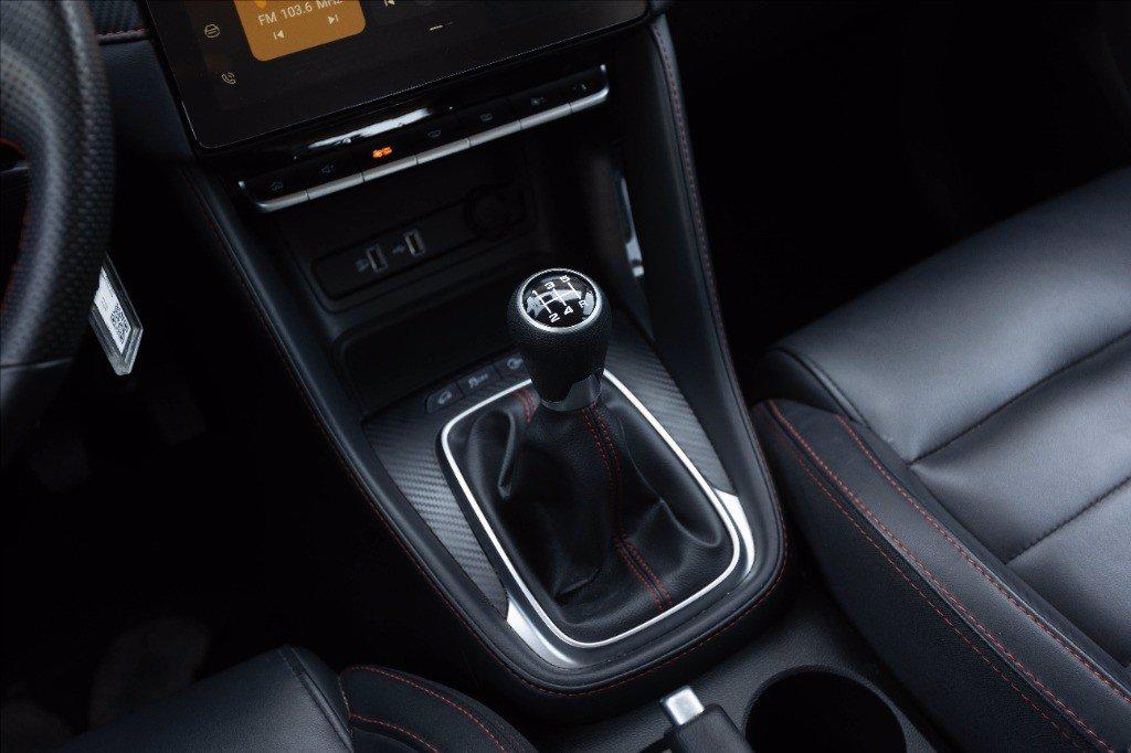MG ZS 1.5 Luxury del 2024