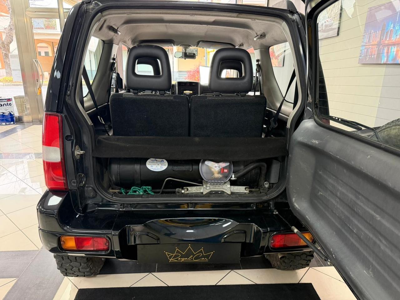 Suzuki Jimny 1.3i 16V cat 4WD JLX GPL