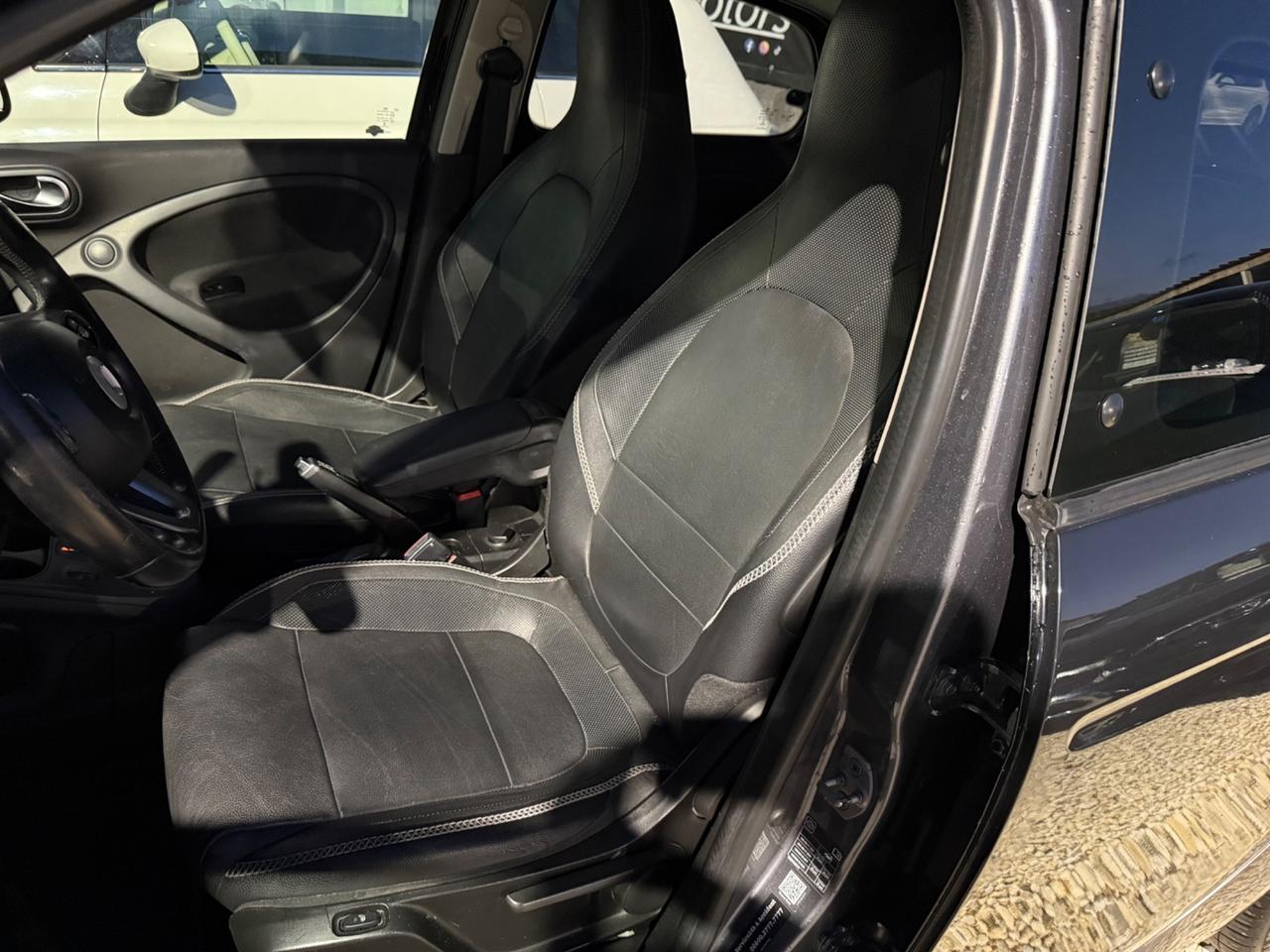Smart ForFour BRABUS 0.9 Turbo twinamic Xclusive