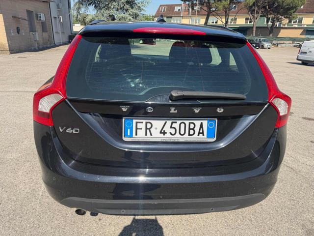 VOLVO V60 D2 1.6 Summum senza nessun lavoro da fare