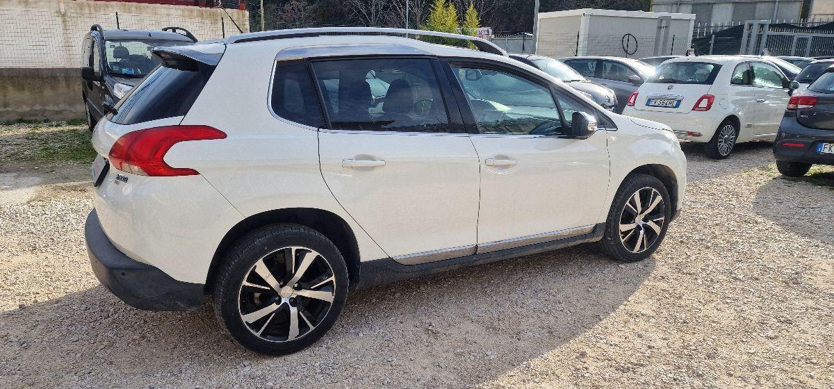 PEUGEOT 2008 1.6 e-HDi 92 CV S&S Allure