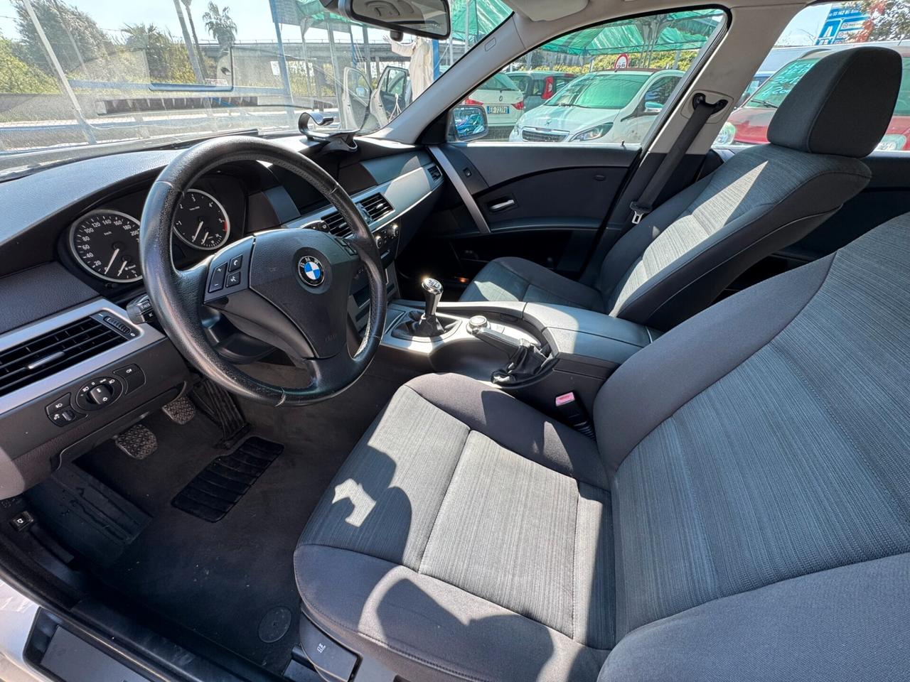 Bmw 520 520d Touring SW 1 prop. km certificati in fattura 2006 pari al nuovo