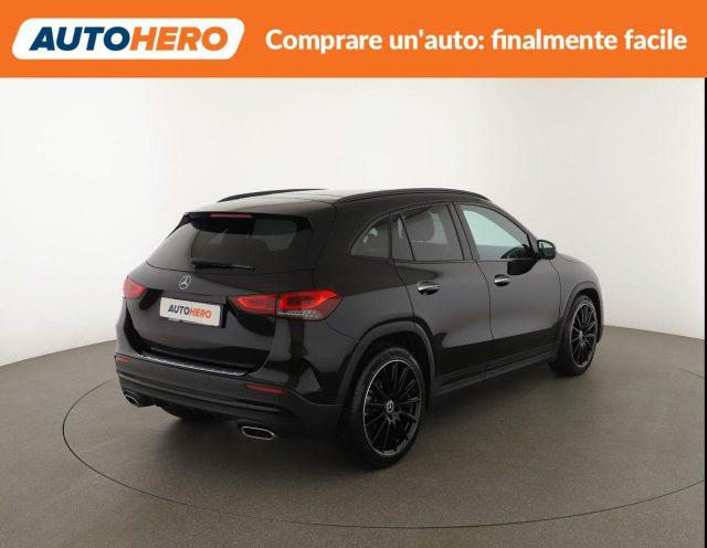 MERCEDES-BENZ GLA 200 d Automatic Sport