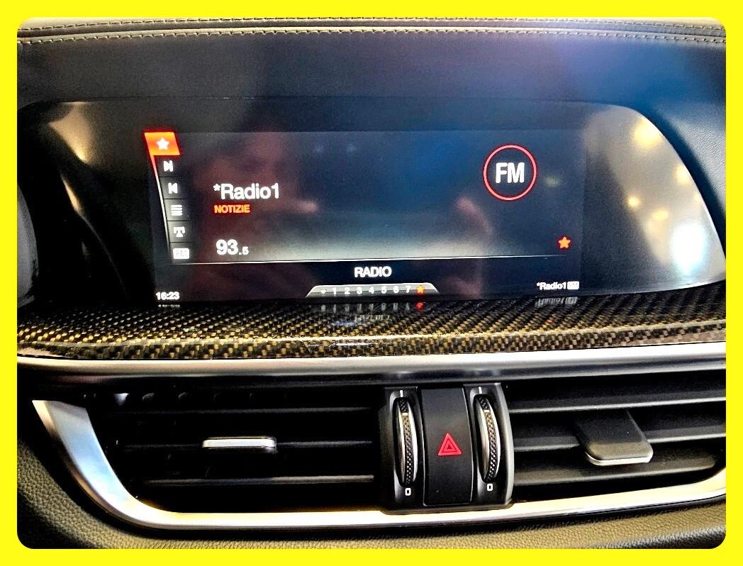 Alfa Romeo Stelvio 2.9 Bi-Turbo V6 510 CV AT8 Quadrifoglio