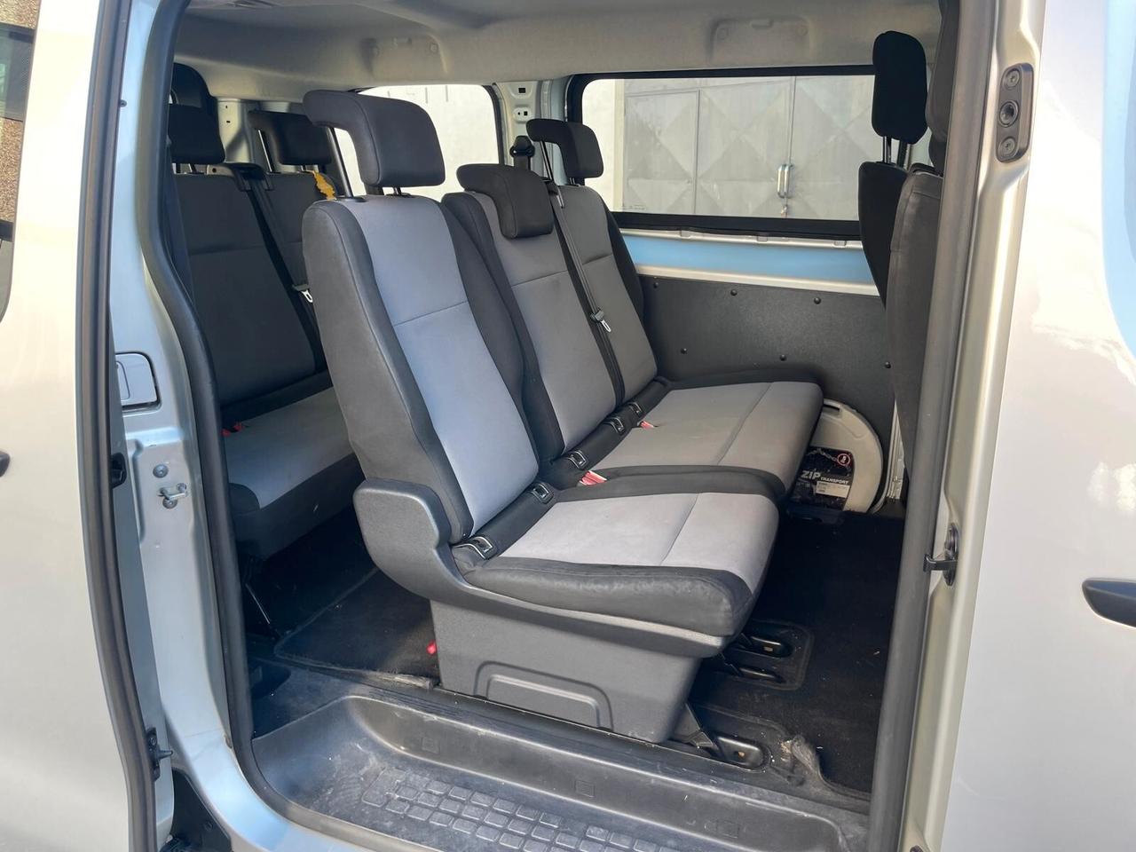 Peugeot Expert BlueHDi 115 S&S PL-TN Combi Standard 9 POSTI