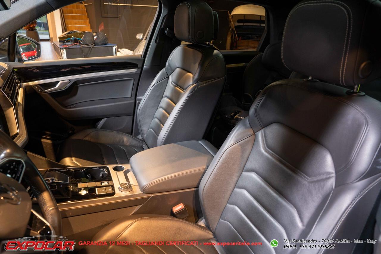 Volkswagen Touareg 3.0 V6 TDI SCR Atmosphere