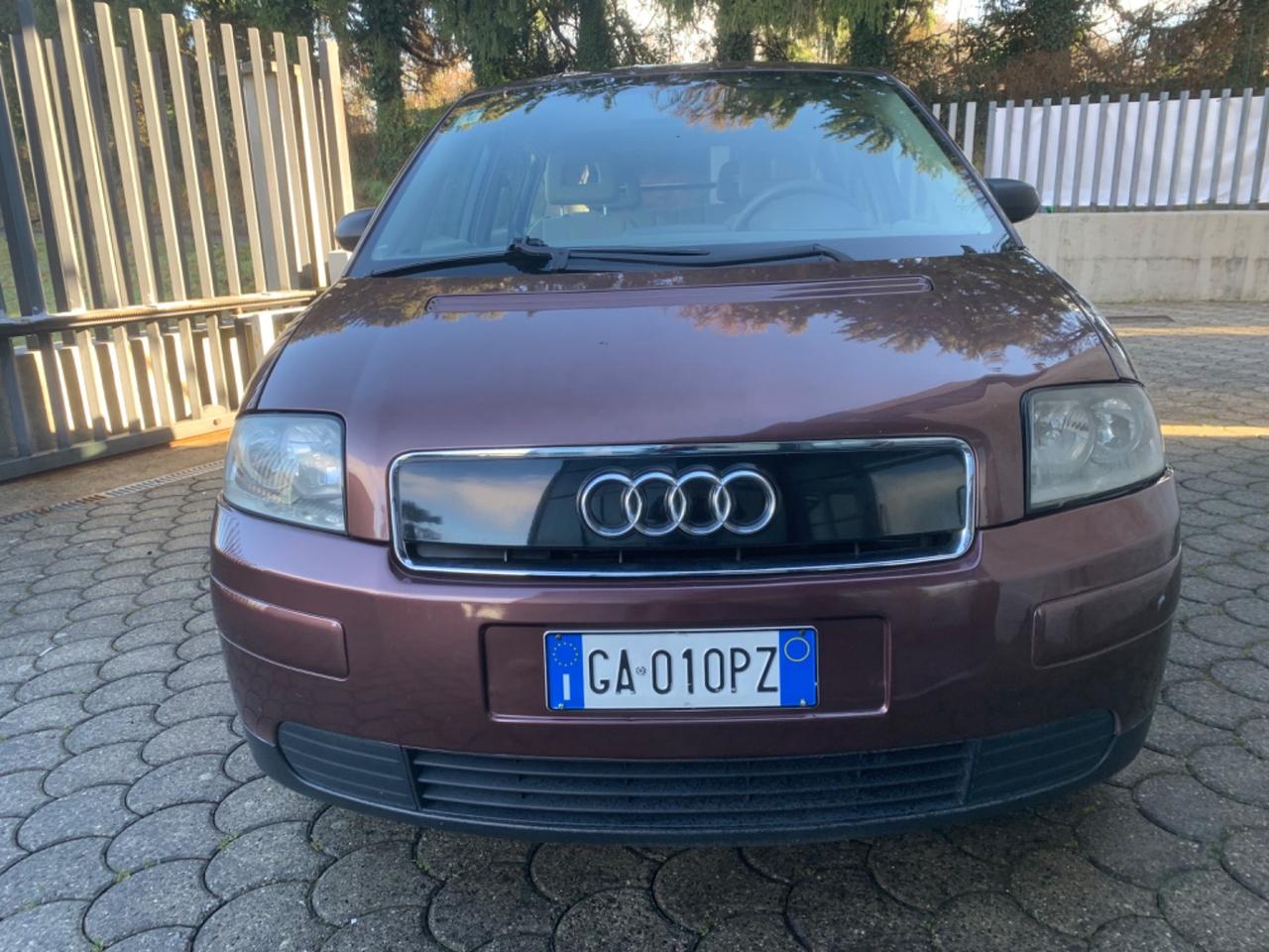 Audi A2 1.4 16V Comfort NEOPATENTATI