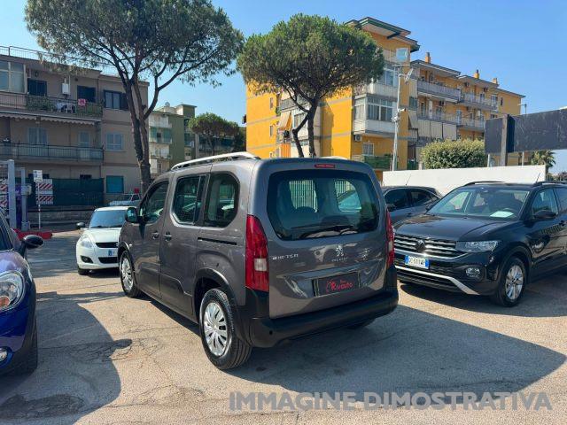 PEUGEOT Rifter BlueHDi 100 S&S Allure Standard