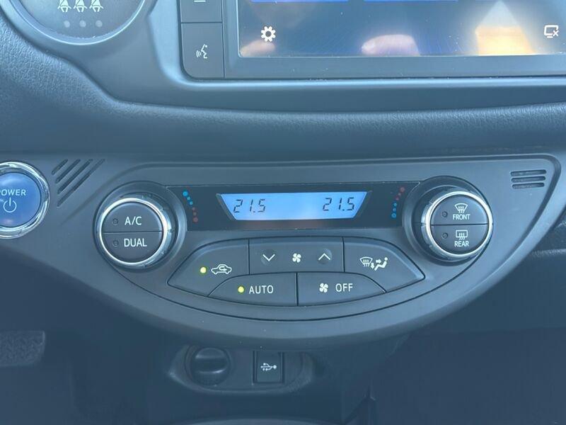 Toyota Yaris Hybrid 1.5 Hybrid Y20 Bitone MY18+