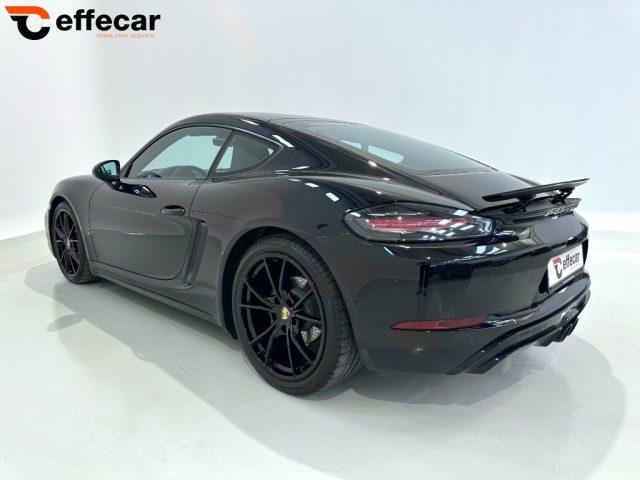 PORSCHE 718 Cayman 2.0