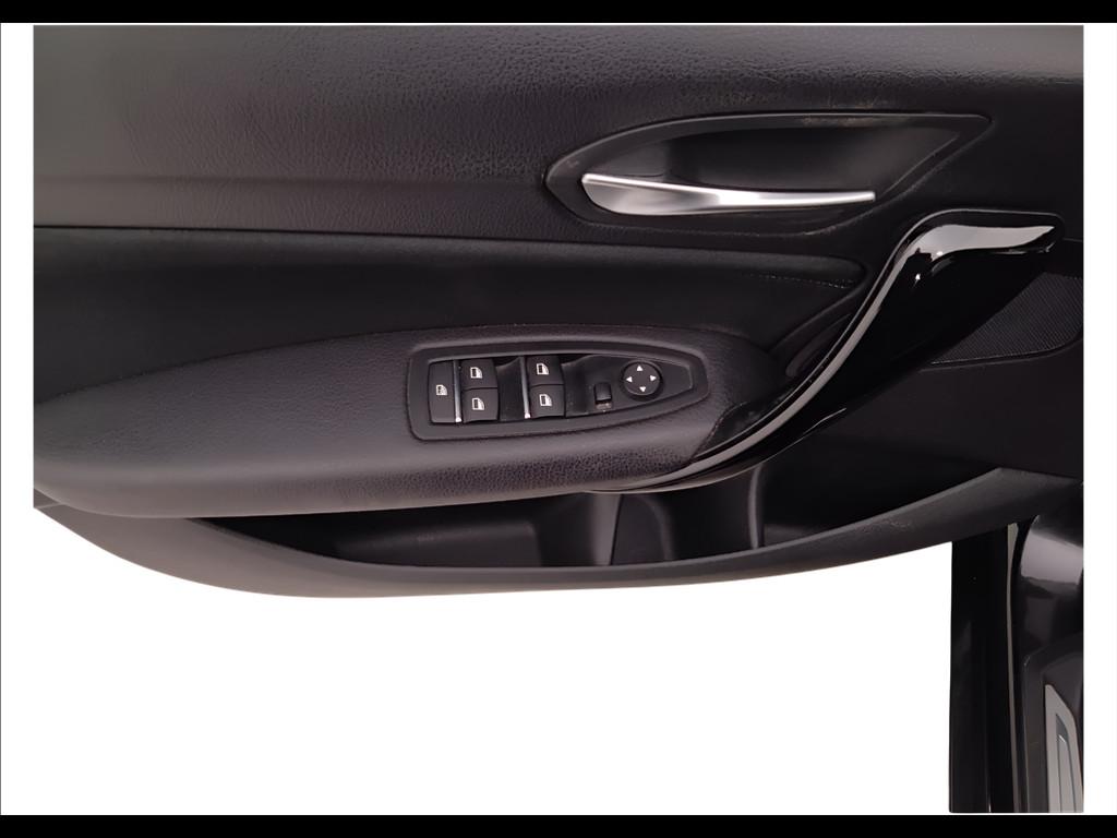 BMW Serie 1 F/20-21 2015 - 118d Sport auto 5p my18