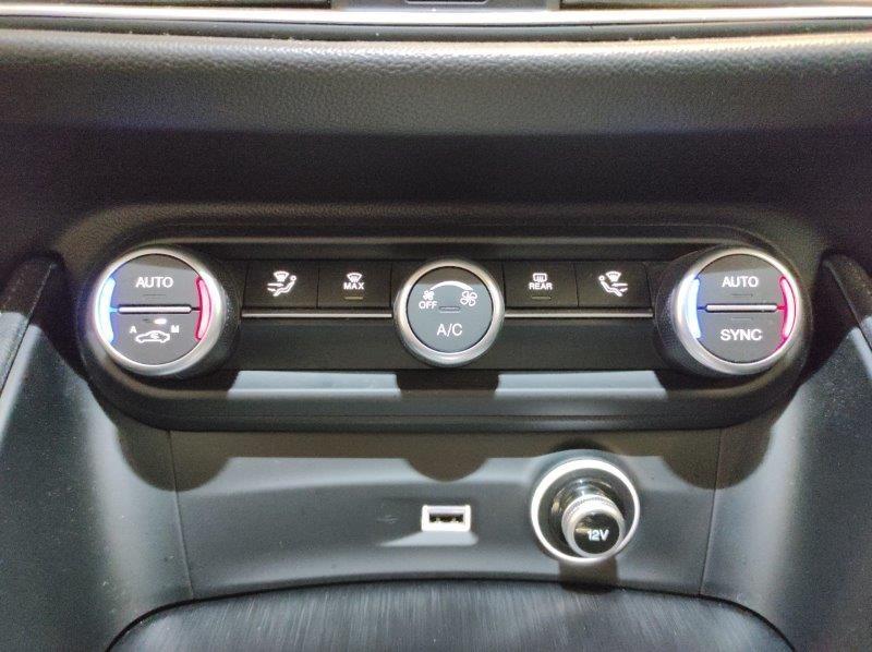 ALFA ROMEO Stelvio - Stelvio 2.2 Turbodiesel 190 CV AT8 Q4 Business