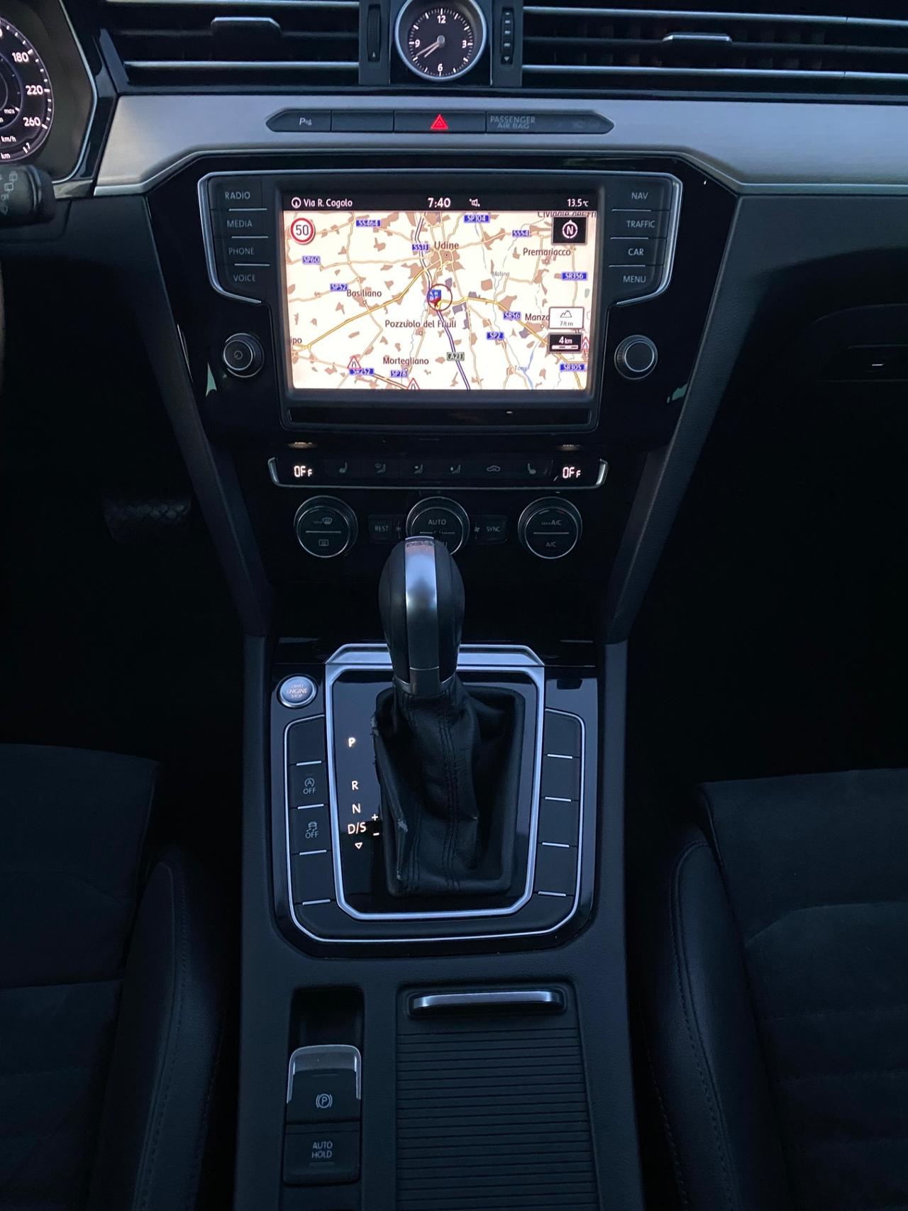 Volkswagen Passat Variant 2.0 TDI DSG Highline BlueMotion Technology