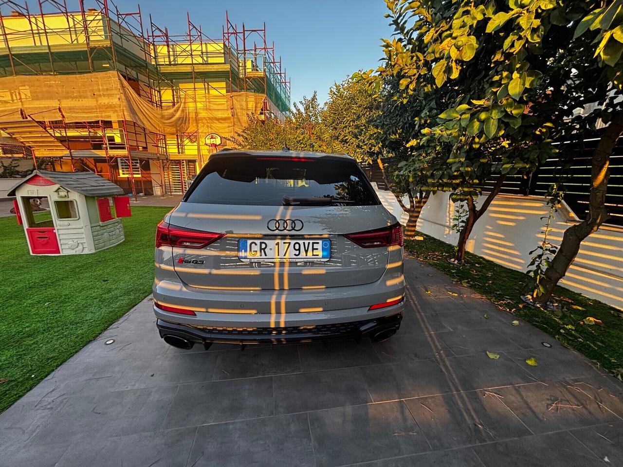 Audi Q3 RS Q3 quattro S tronic