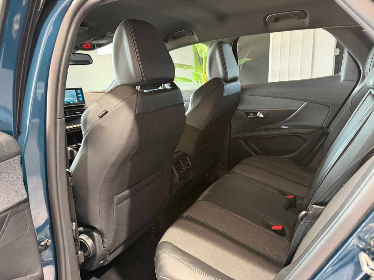 Peugeot 3008 BlueHDi 130 S&S EAT8 Allure Pack