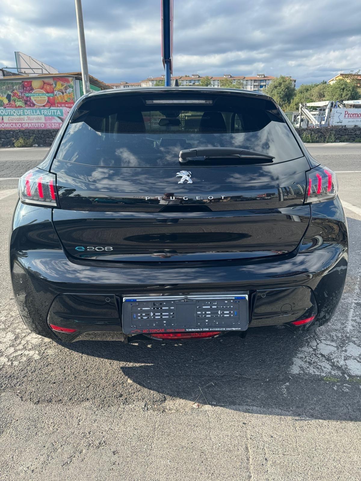 Peugeot 208 motore elettrico 136 CV 5 porte GT