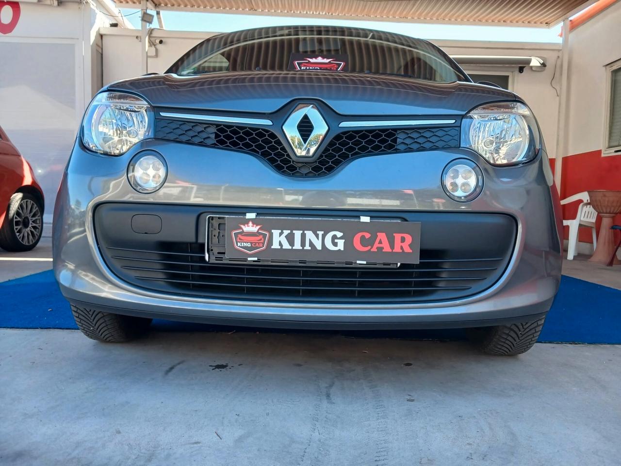 Renault Twingo SCe Life km 89000 frizione nuova tagliandi certificati