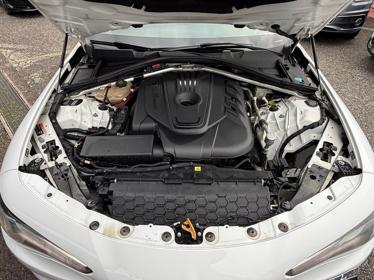 Giulia 2.2 180 CV/sport /rate/permute/E6