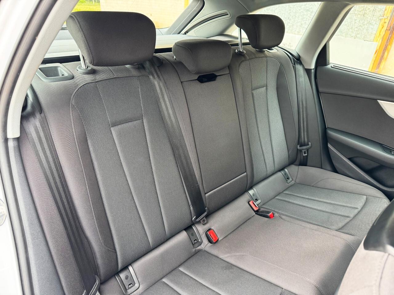 Audi A4 40 TDI MHEV S Tronic | PREZZO PROMO