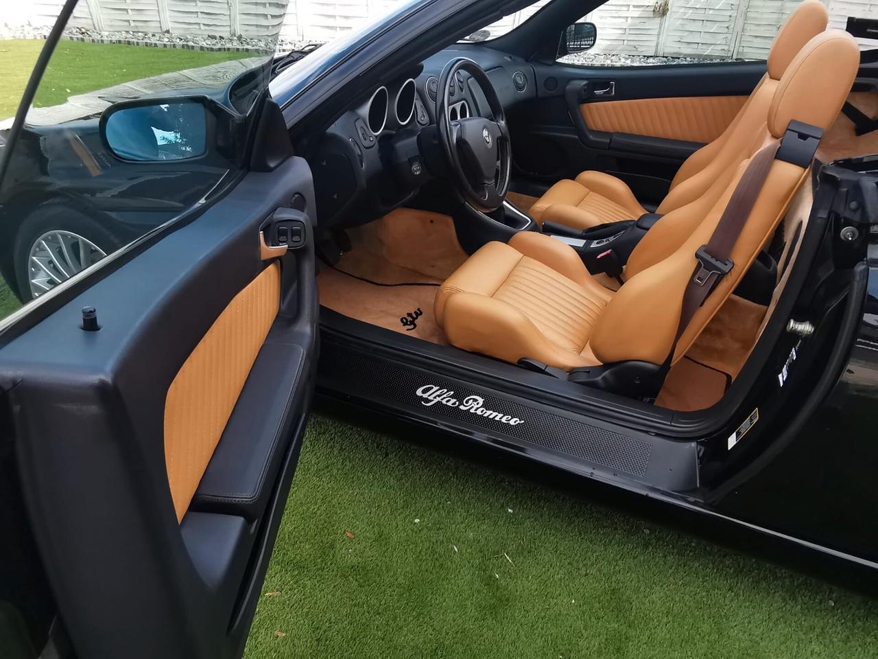 Alfa Romeo GTV Spider 2.0i 16V Twin Spark cat L