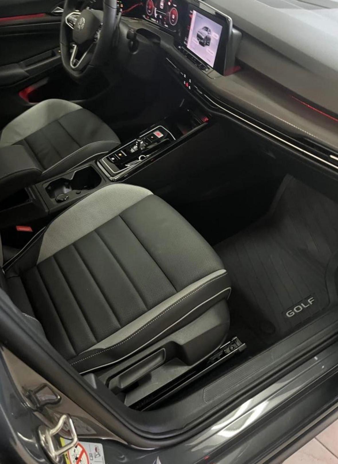 Volkswagen Golf 2.0 VIII TDI GTD DSG Full optional tetto apribile