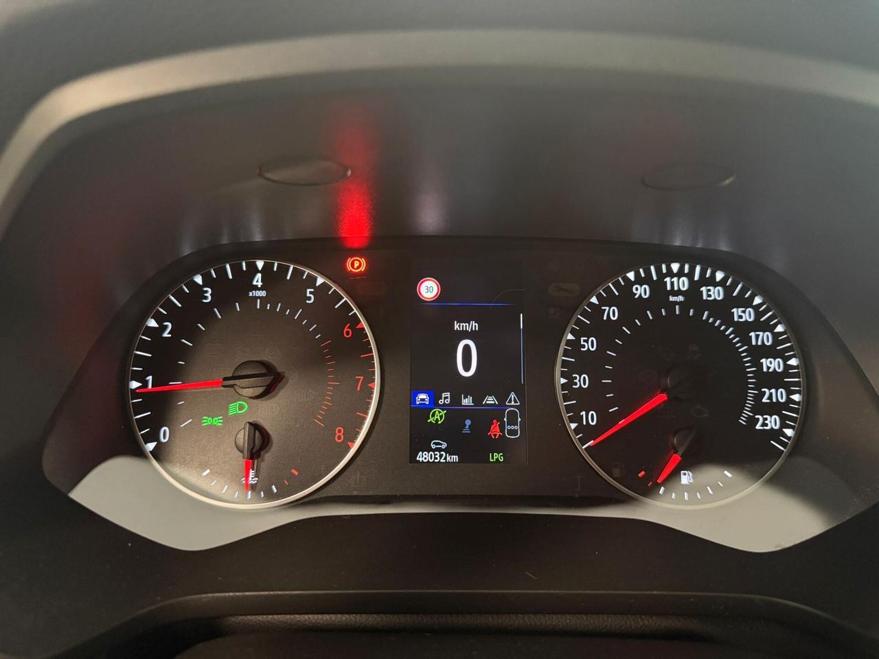 Renault Captur TCe 100 CV GPL Techno Fast Track