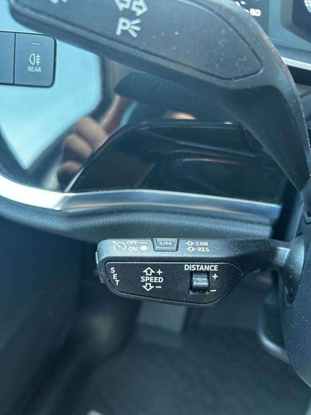 AUDI Q3 35 TDI S tronic Business Advanced