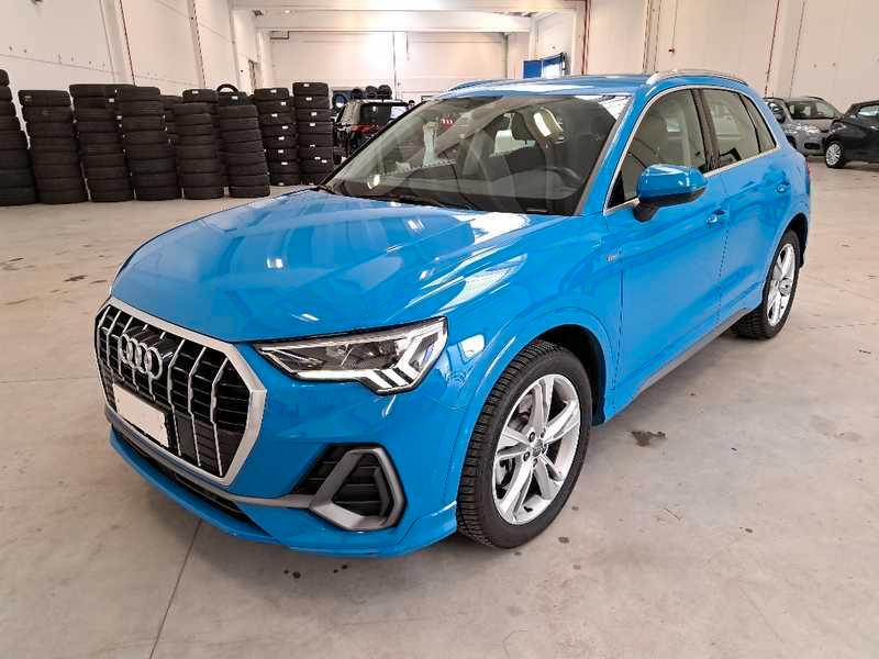 AUDI Q3 40 TDI quattro S tronic S Line Edition