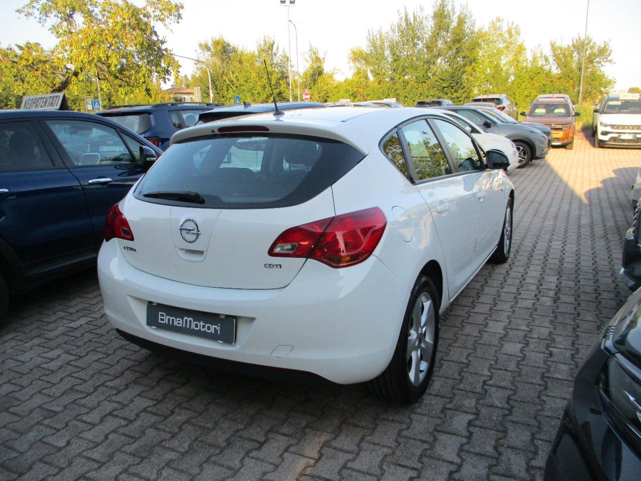 Opel Astra 5 Porte Astra 5p 1.7 cdti Elective 110cv OK NEOPAT.