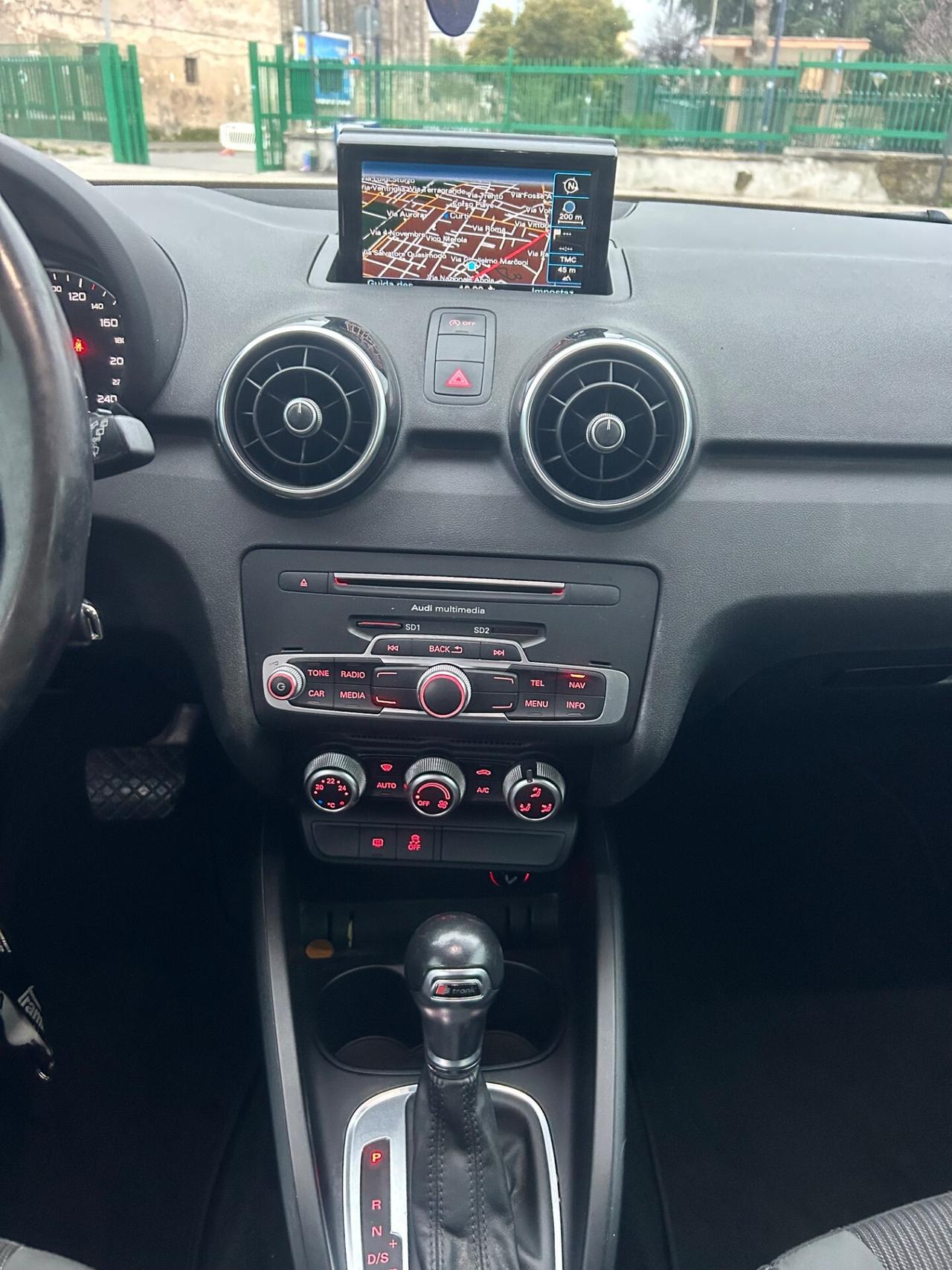 Audi A1 1.4 TDI ultra S tronic line