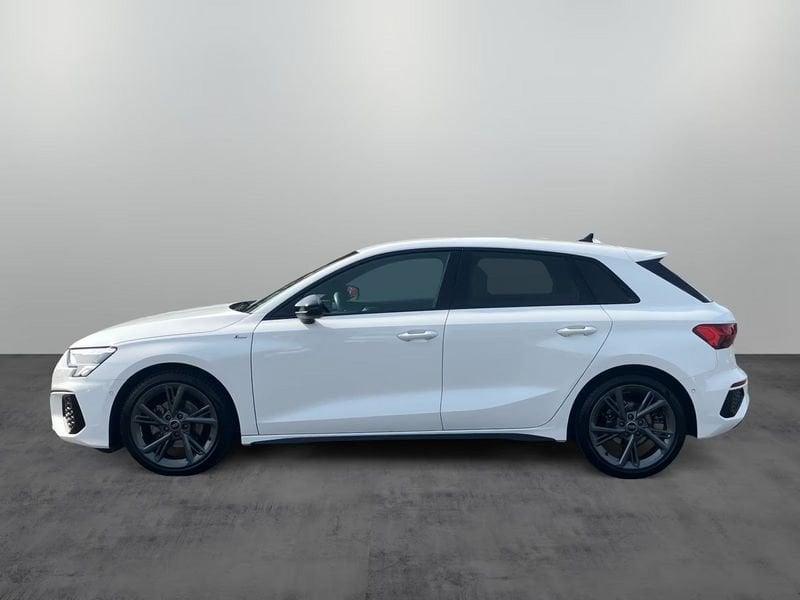 Audi A3 A3 SPB 30 TDI S line edition Black Pack 18" Cockpit