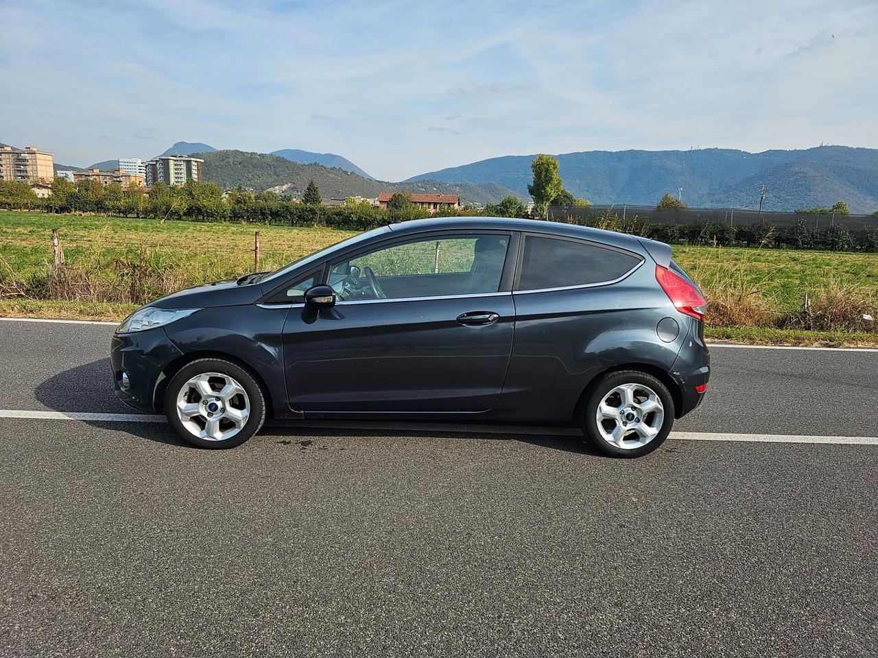 FORD FIESTA 1.4 GPL TITANIUM "OK PER NEOPATENTATI"