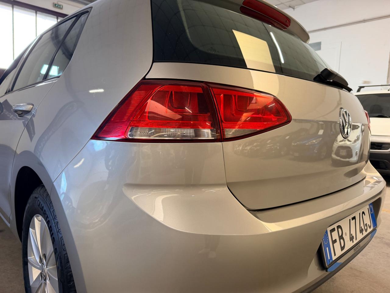 Volkswagen Golf 1.6 TDI 5p. Highline BlueMotion Technology