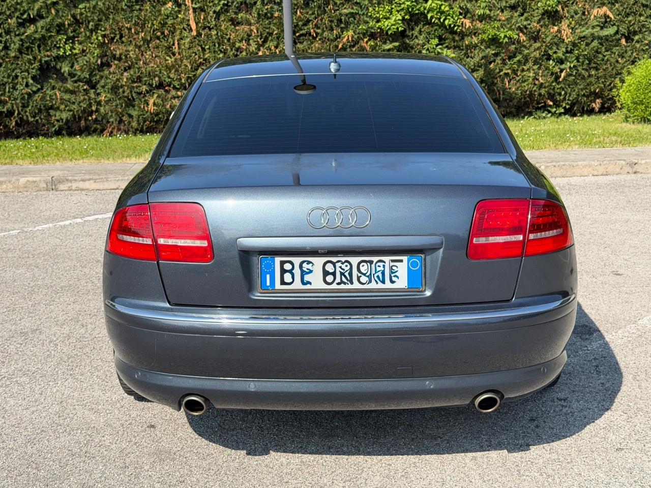 Audi A8 3.0 V6 TDI quattro tiptronic