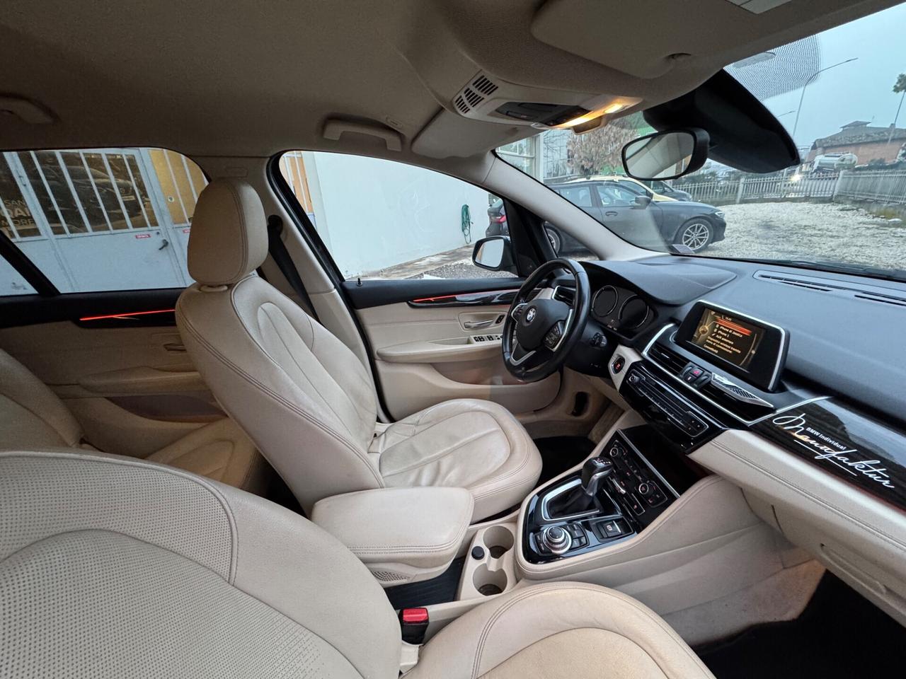 Bmw 2er Active Tourer 218d xDrive Luxury aut.