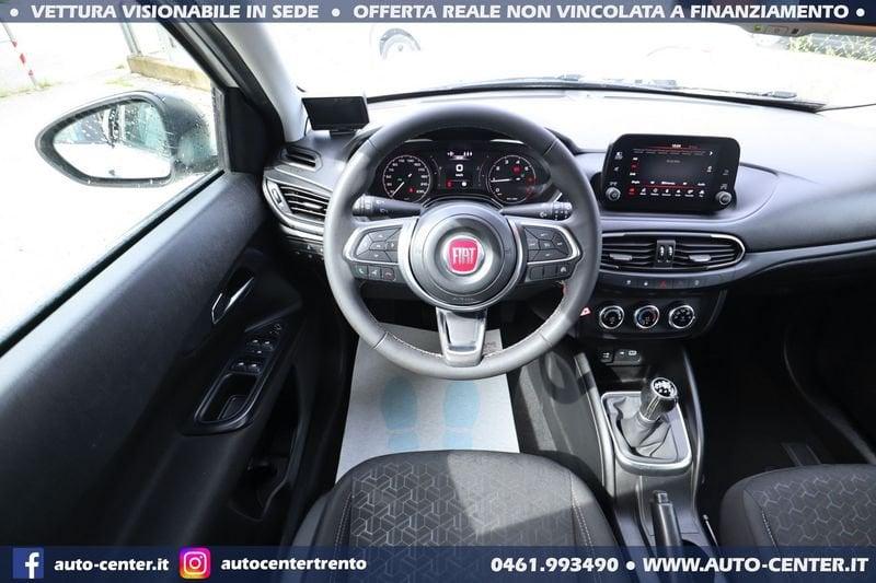 FIAT Tipo Cross 1.0 100cv City Cross Hatchback