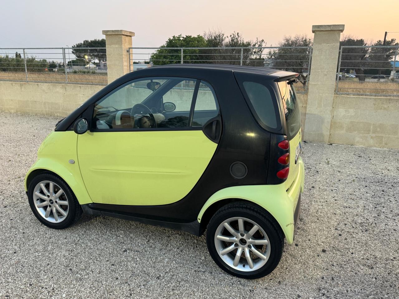 Smart ForTwo 700 coupé pure (45 kW)